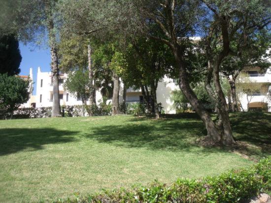 Appartamento Cosy Little House Albufeira Esterno foto