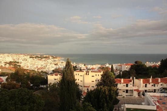 Appartamento Cosy Little House Albufeira Esterno foto